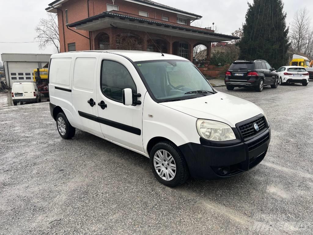 Fiat Doblo Cargo Preču pārvadāšanas furgoni