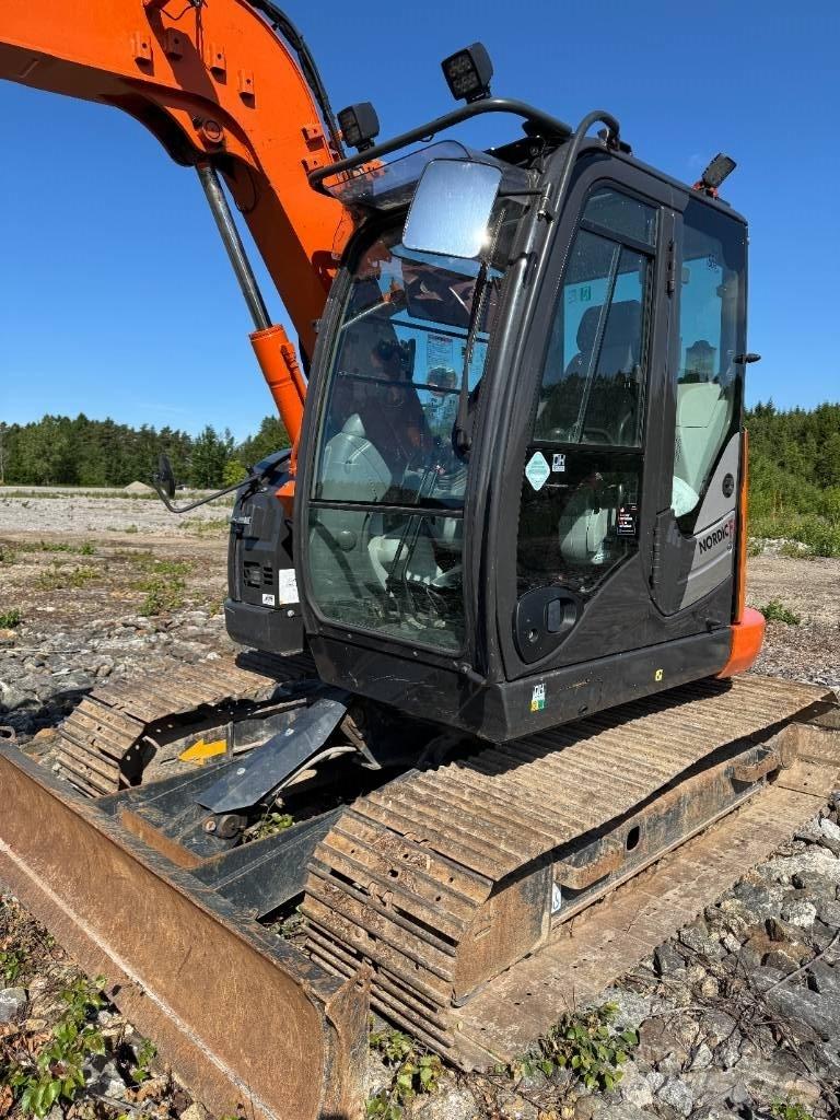 Hitachi ZX 85 US-6 Vidēja lieluma ekskavatori 7 t - 12 t