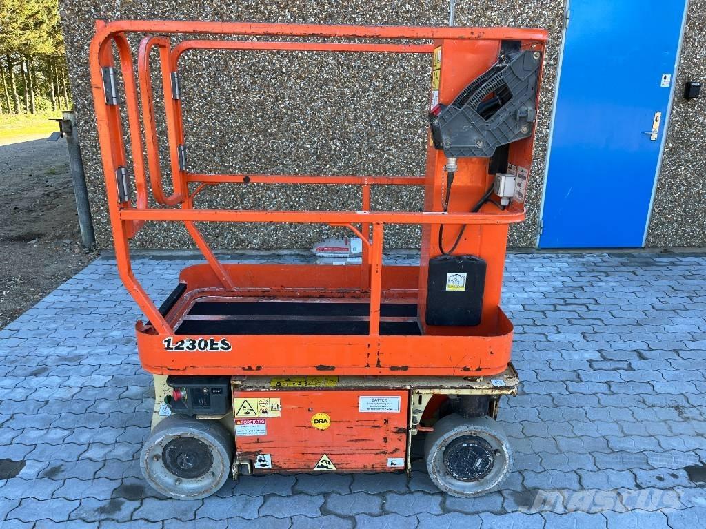 JLG 1230 ES Vertikālie pacēlāji