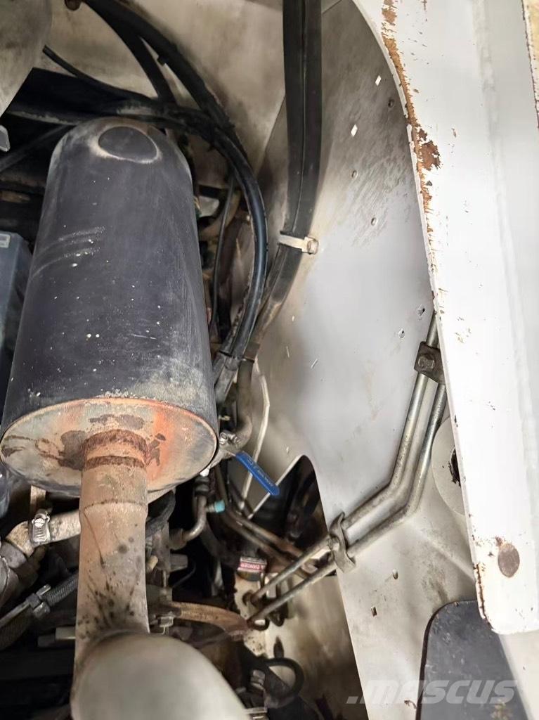 Bobcat S 18 Lietoti riteņu kompaktiekrāvēji