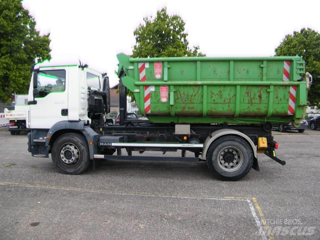 MAN TGM 18.320 Treileri ar āķi