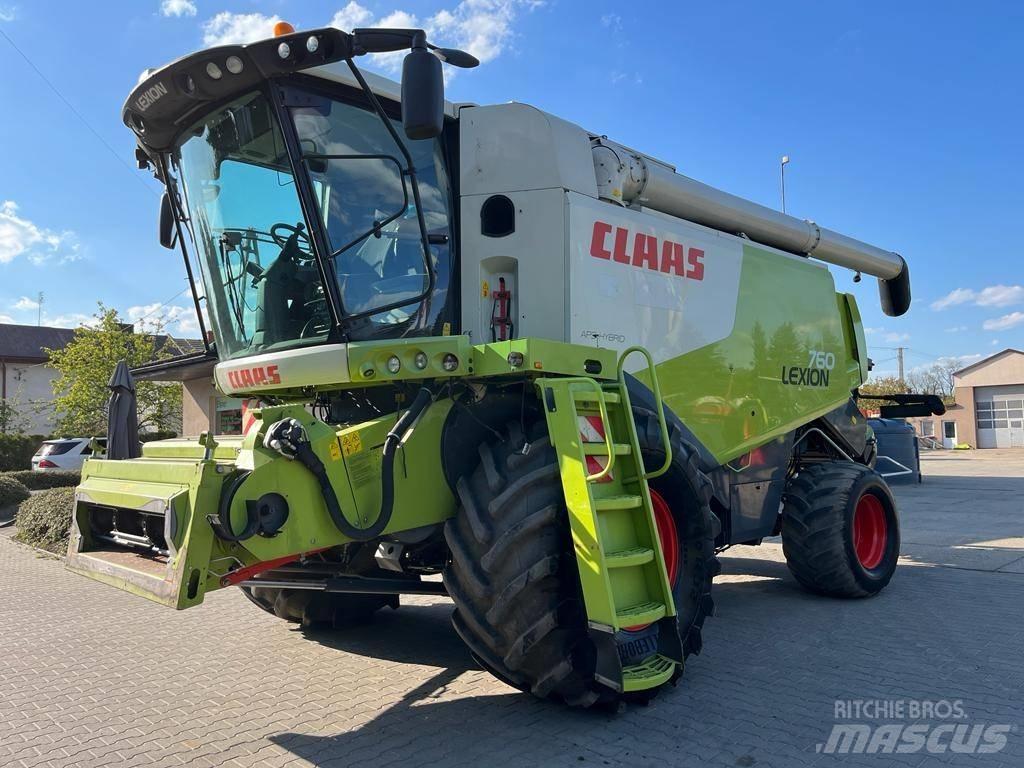 CLAAS Lexion 760 Ražas novākšanas kombaini