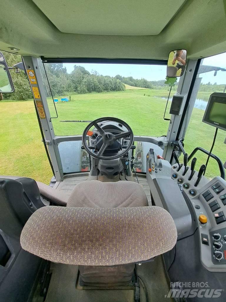 CLAAS Arion 640 Traktori