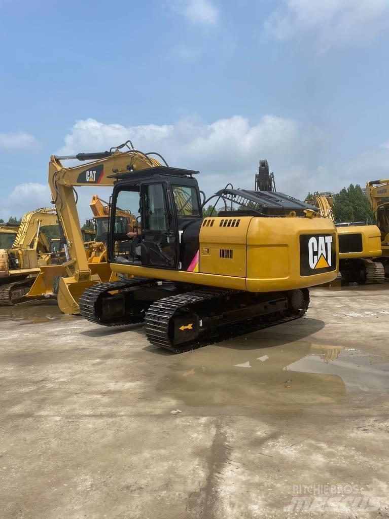 CAT 320D Kāpurķēžu ekskavatori
