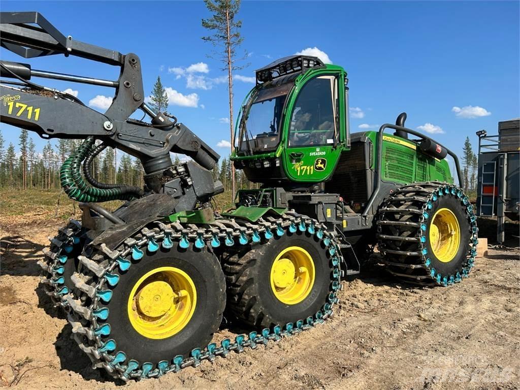 John Deere 1470G Harvesteri
