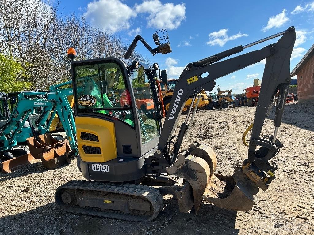 Volvo ECR 25 D Mini ekskavatori < 7 t