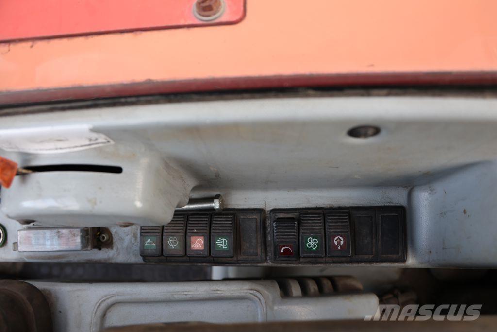 Neuson 8003 RD Kāpurķēžu ekskavatori