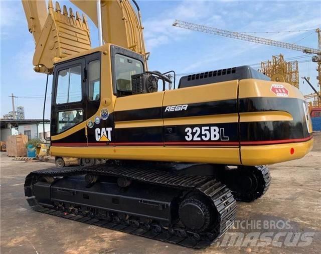 CAT 325 B L Kāpurķēžu ekskavatori