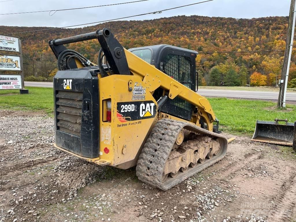 CAT 299 D 2 Lietoti riteņu kompaktiekrāvēji