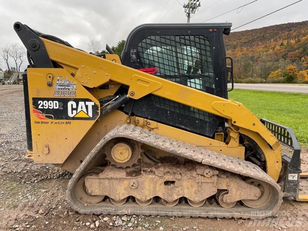 CAT 299 D 2 Lietoti riteņu kompaktiekrāvēji