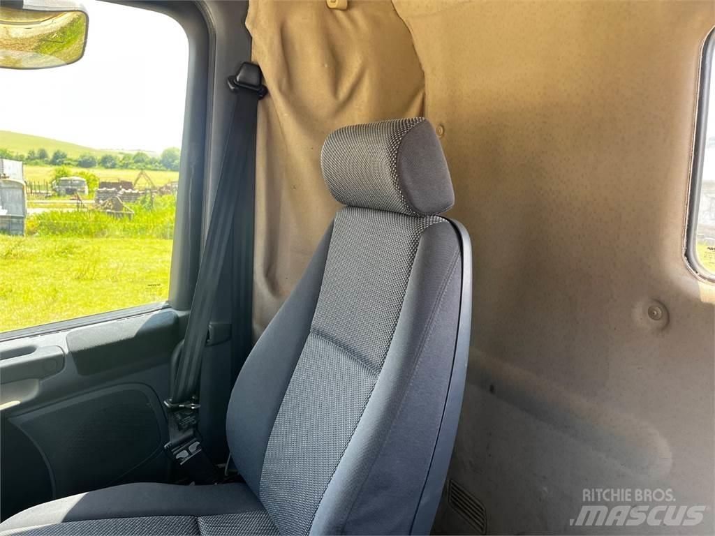 Scania R400 8X4 Šasija ar kabīni