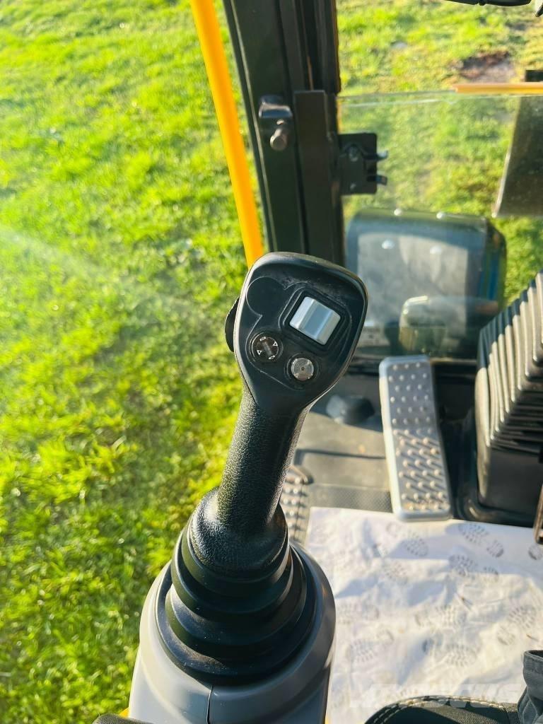 JCB 110 W Hydradig Ekskavatori uz riteņiem