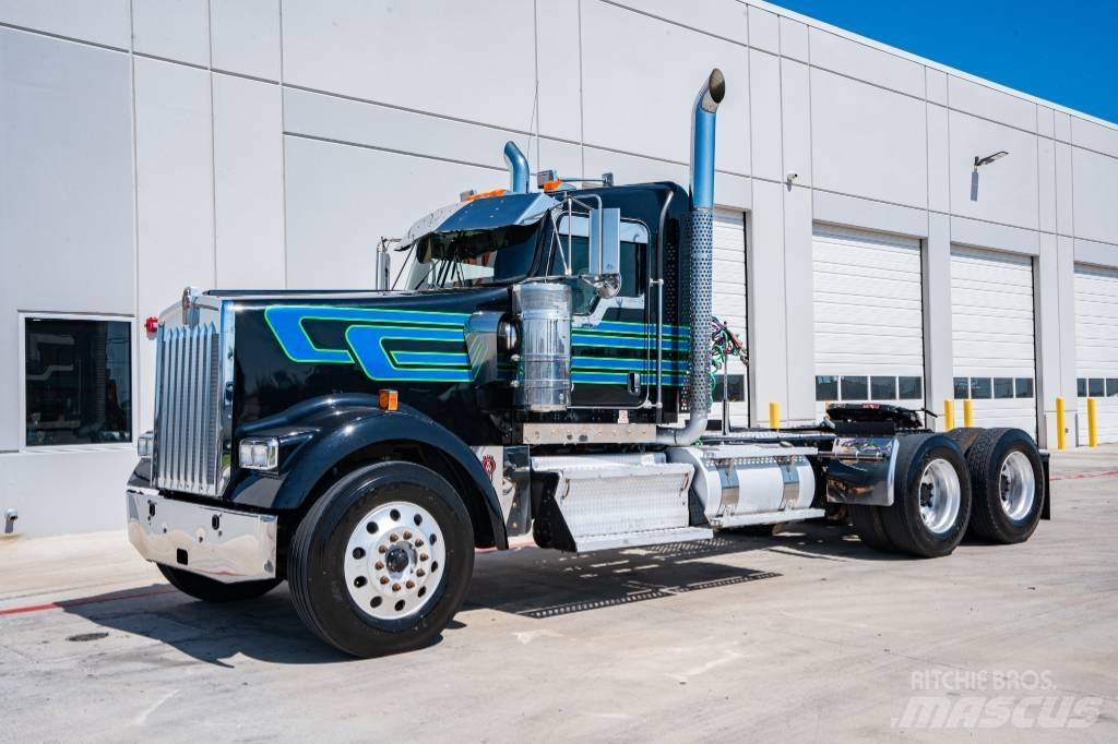 Kenworth W 900 Vilcēji