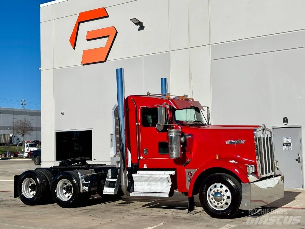Kenworth W 900 Vilcēji
