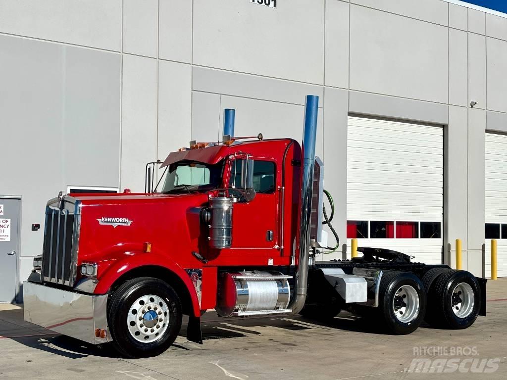 Kenworth W 900 Vilcēji