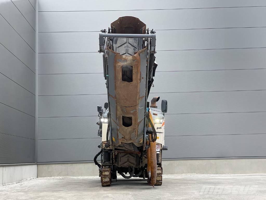 Wirtgen W 120 CFI Asfalta dzesēšanas iekārtas