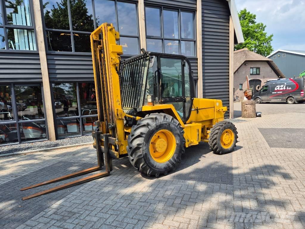 JCB 926 Apvidus autokrāvējs