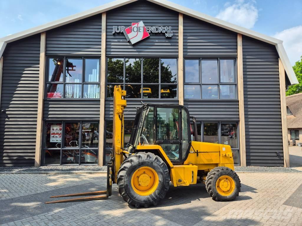 JCB 926 Apvidus autokrāvējs