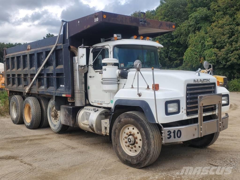 Mack RD 688 S Pašizgāzējs