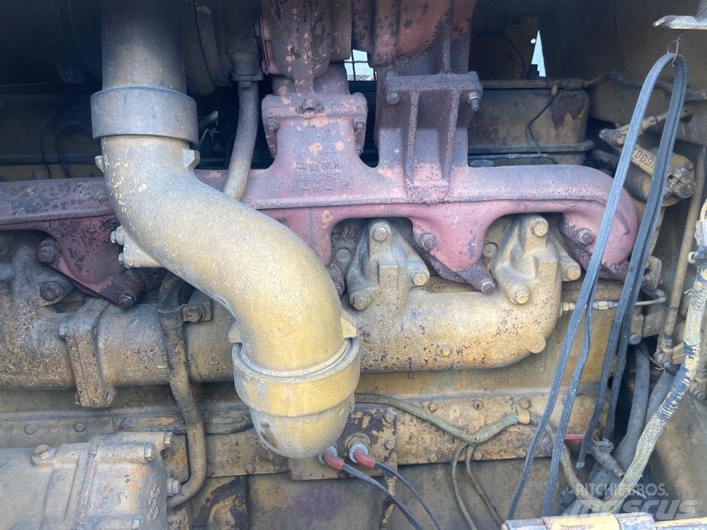 CAT D 8 K Kāpurķēžu buldozeri