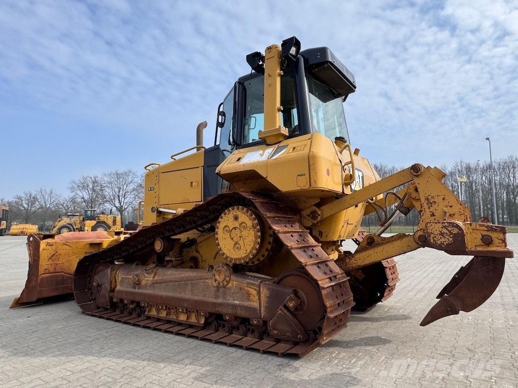CAT D6N XL Kāpurķēžu buldozeri