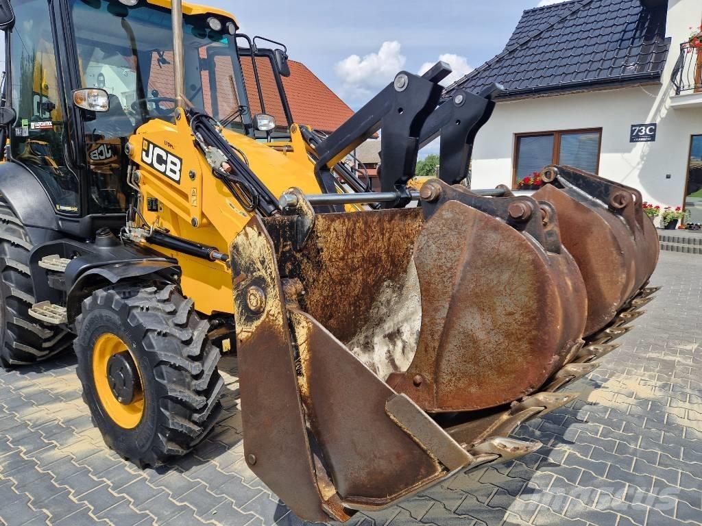 JCB 3 CX Ekskavatori-iekrāvēji