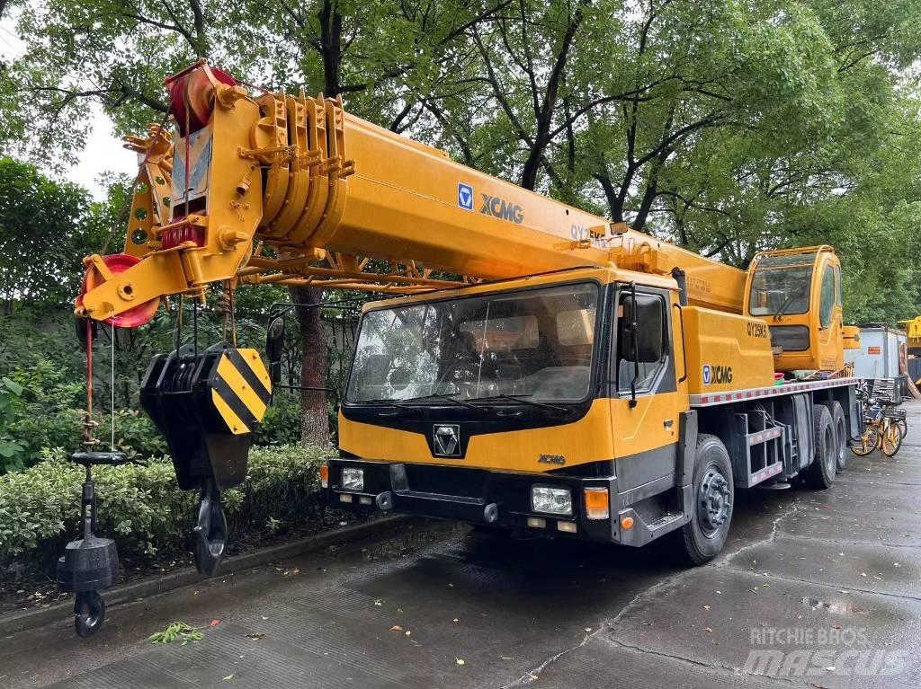 XCMG QY25KC Visurgājēji celtņi