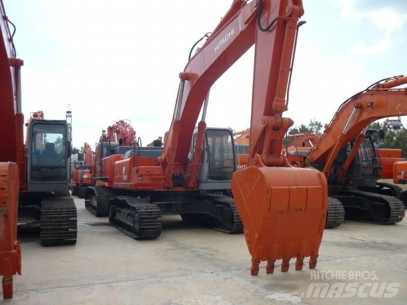 Hitachi EX 300-5 Kāpurķēžu ekskavatori