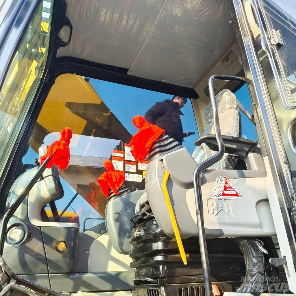 CAT CAT340d Kāpurķēžu ekskavatori