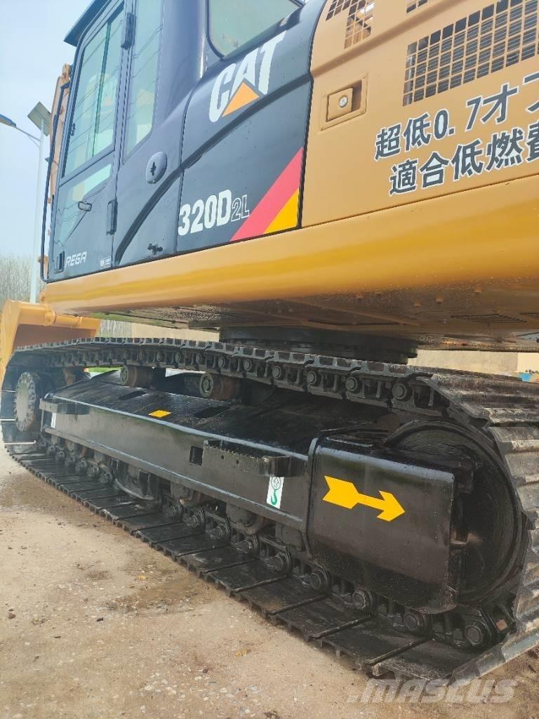 CAT 320 D Kāpurķēžu ekskavatori