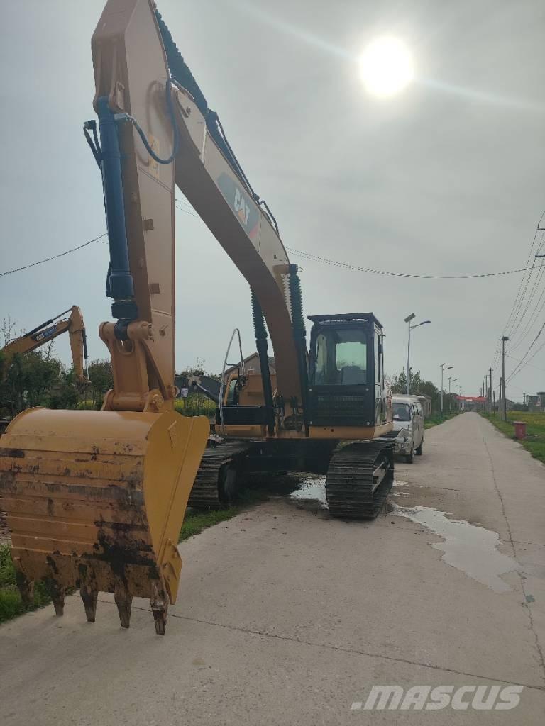 CAT 320 D Kāpurķēžu ekskavatori