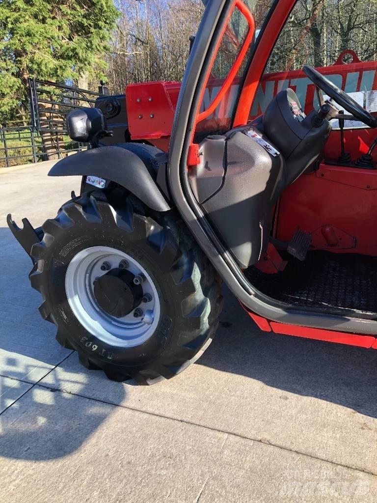 Manitou MT 523 Teleskopiskie manipulatori