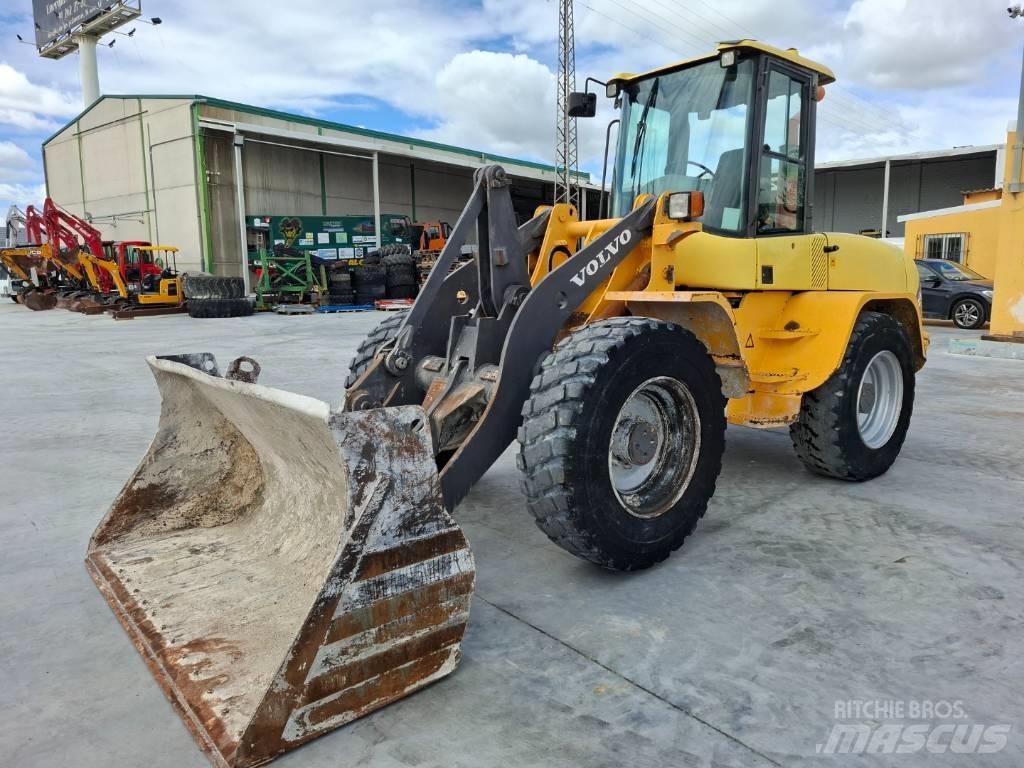 Volvo L 45 B Iekrāvēji uz riteņiem
