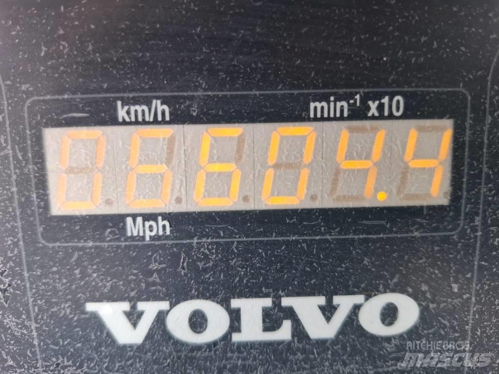 Volvo L 45 B Iekrāvēji uz riteņiem