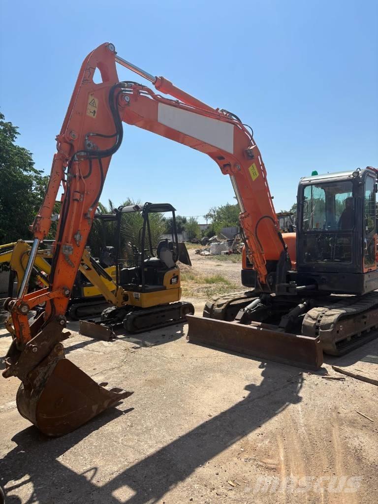Doosan DX 80 R Vidēja lieluma ekskavatori 7 t - 12 t