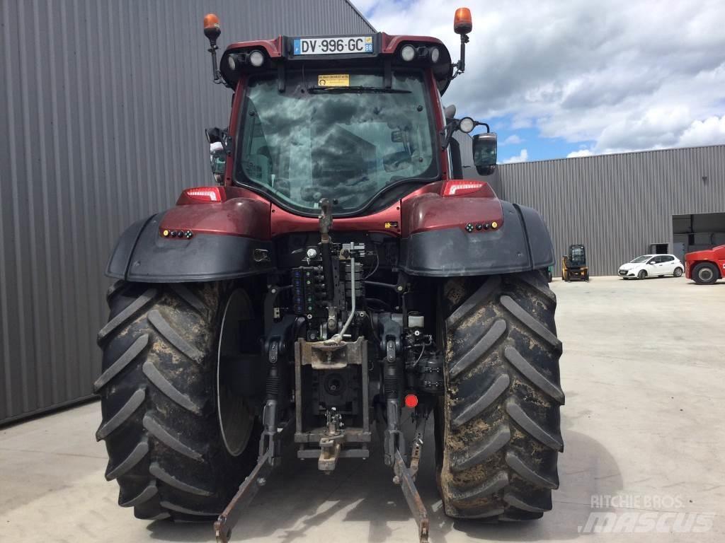 Valtra T194 Traktori