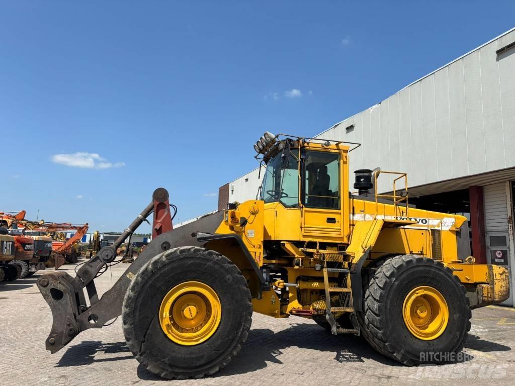 Volvo L 180 C Iekrāvēji uz riteņiem