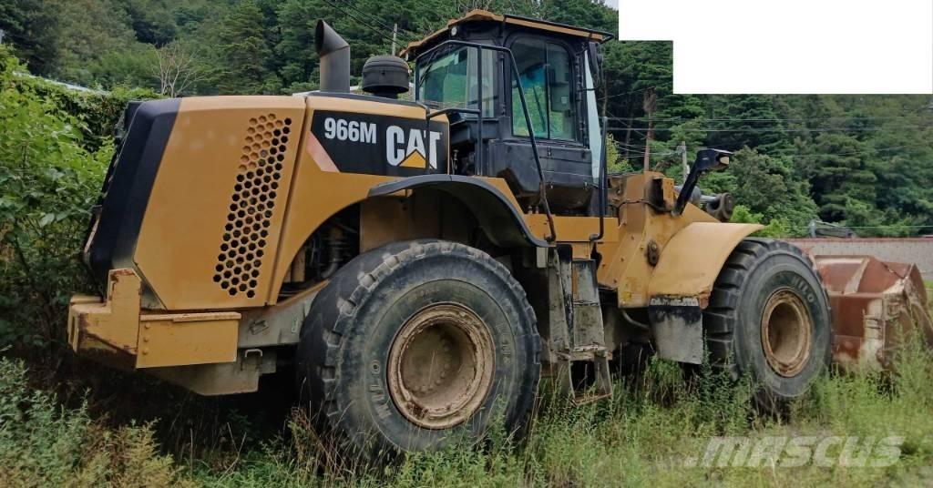 CAT 966 M Iekrāvēji uz riteņiem