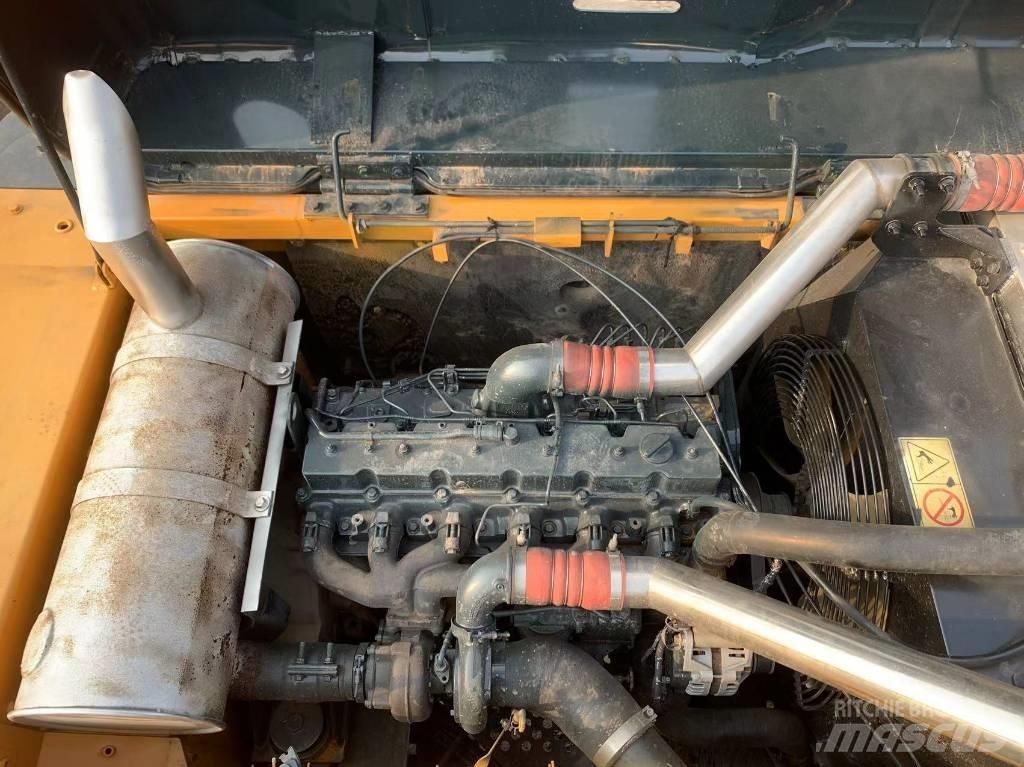 Hyundai 305LC-9T Kāpurķēžu ekskavatori