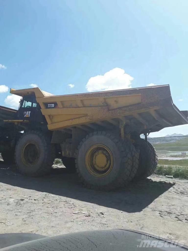 CAT 777 D Karjeras kravas automašīnas
