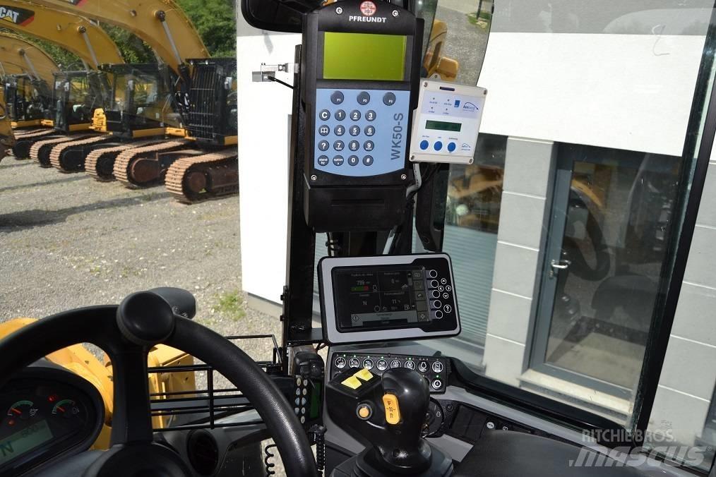 CAT 938 M Iekrāvēji uz riteņiem