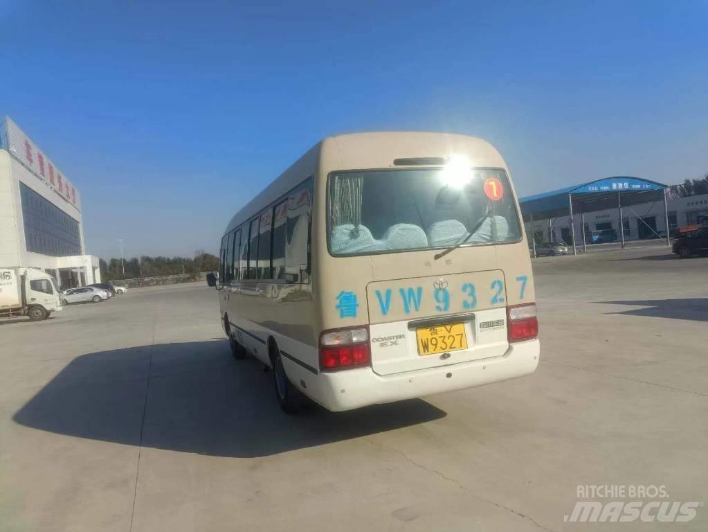 Toyota Coaster Bus Mikroautobusi