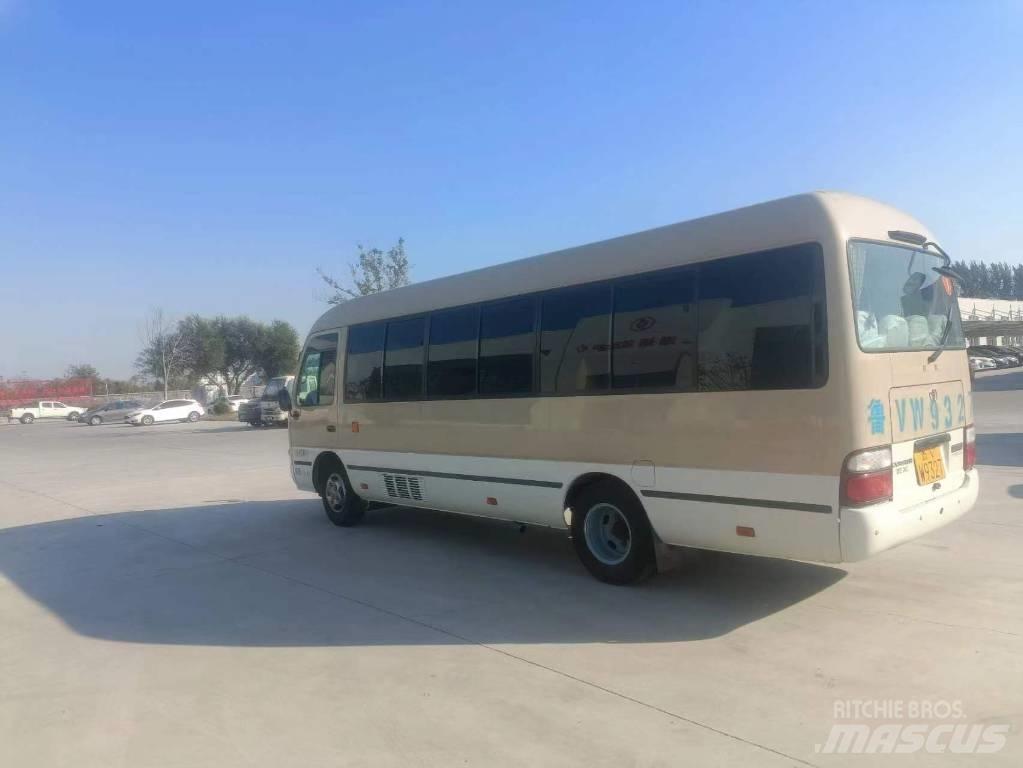 Toyota Coaster Bus Mikroautobusi