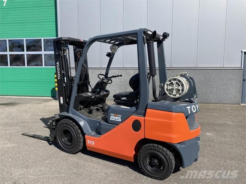 Toyota 02-8FGF25 LPG tehnika