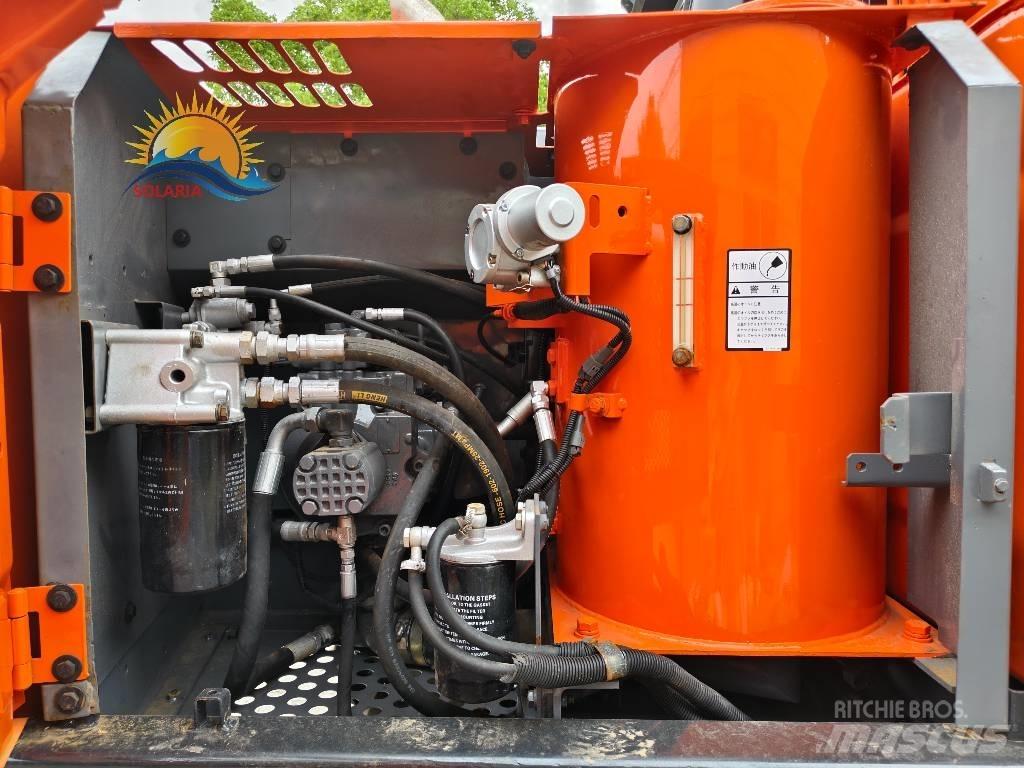 Hitachi ZX 120 Kāpurķēžu ekskavatori