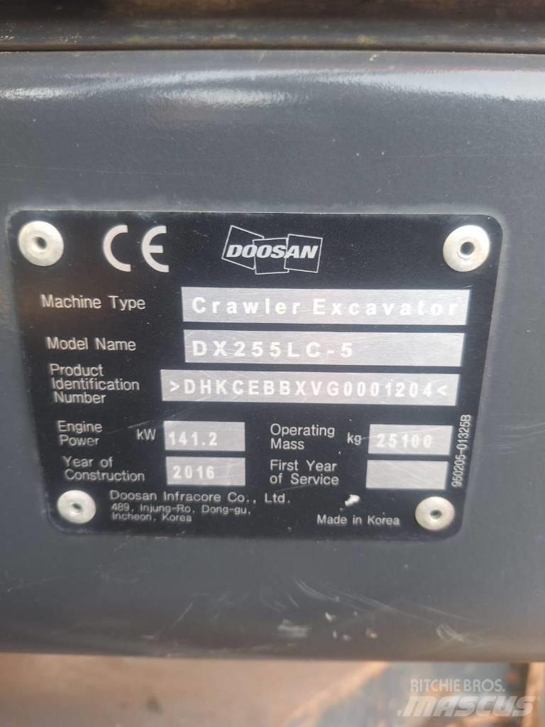 Doosan DX 255 LC-5 Kāpurķēžu ekskavatori