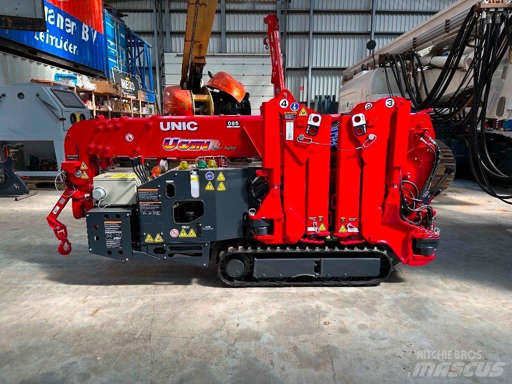 Unic URW 095 Visurgājēji celtņi