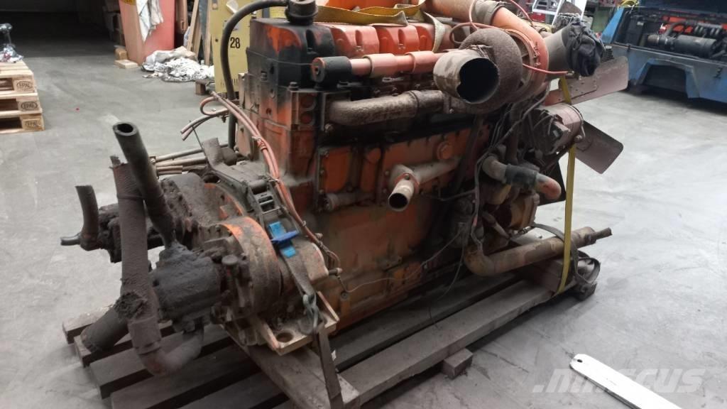 Cummins KTA19-C Dzinēji