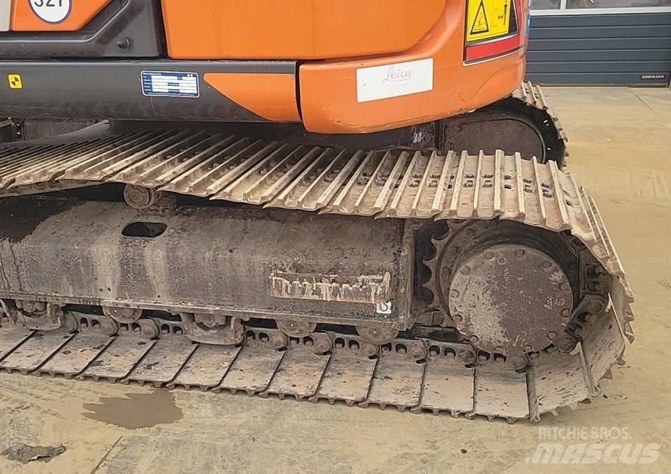 Hitachi ZX135US-7 Kāpurķēžu ekskavatori