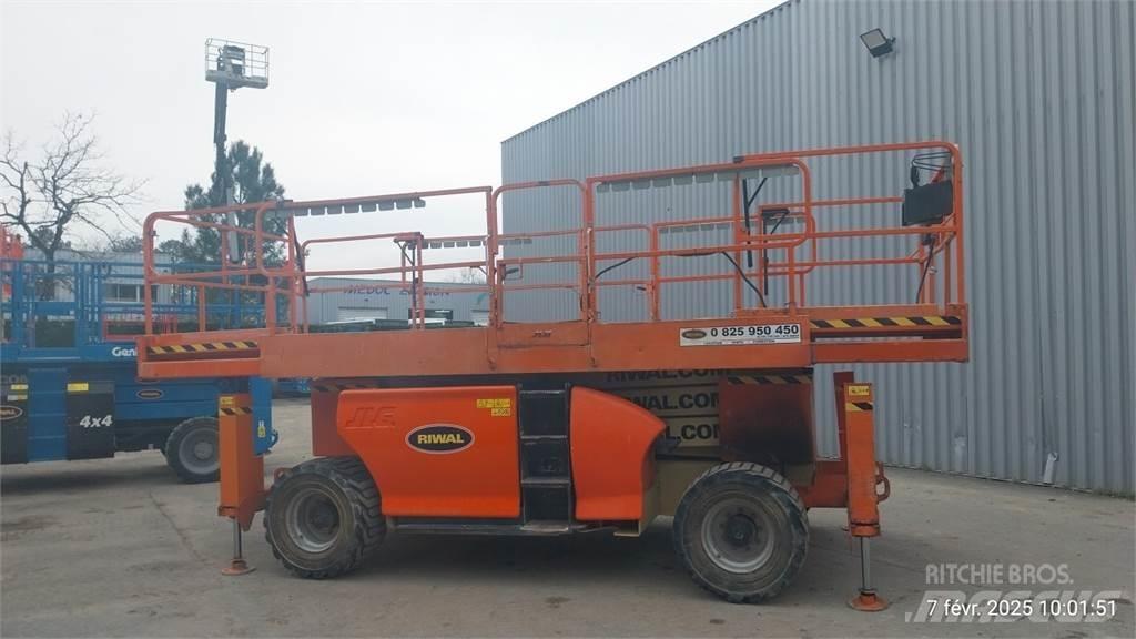 JLG 3394RT Šķerveida pacēlāji